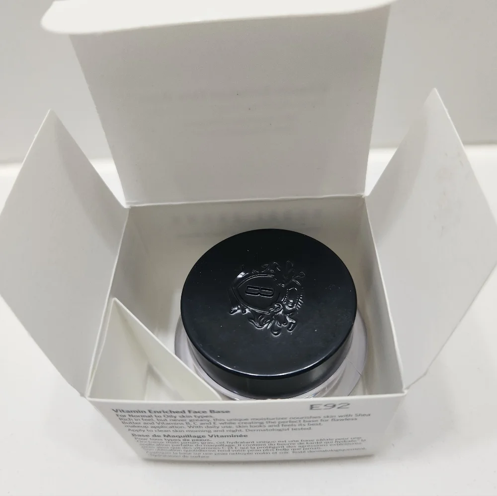 Bobbi Brown Face Base Primer - New In Box. - Picture 2 of 4